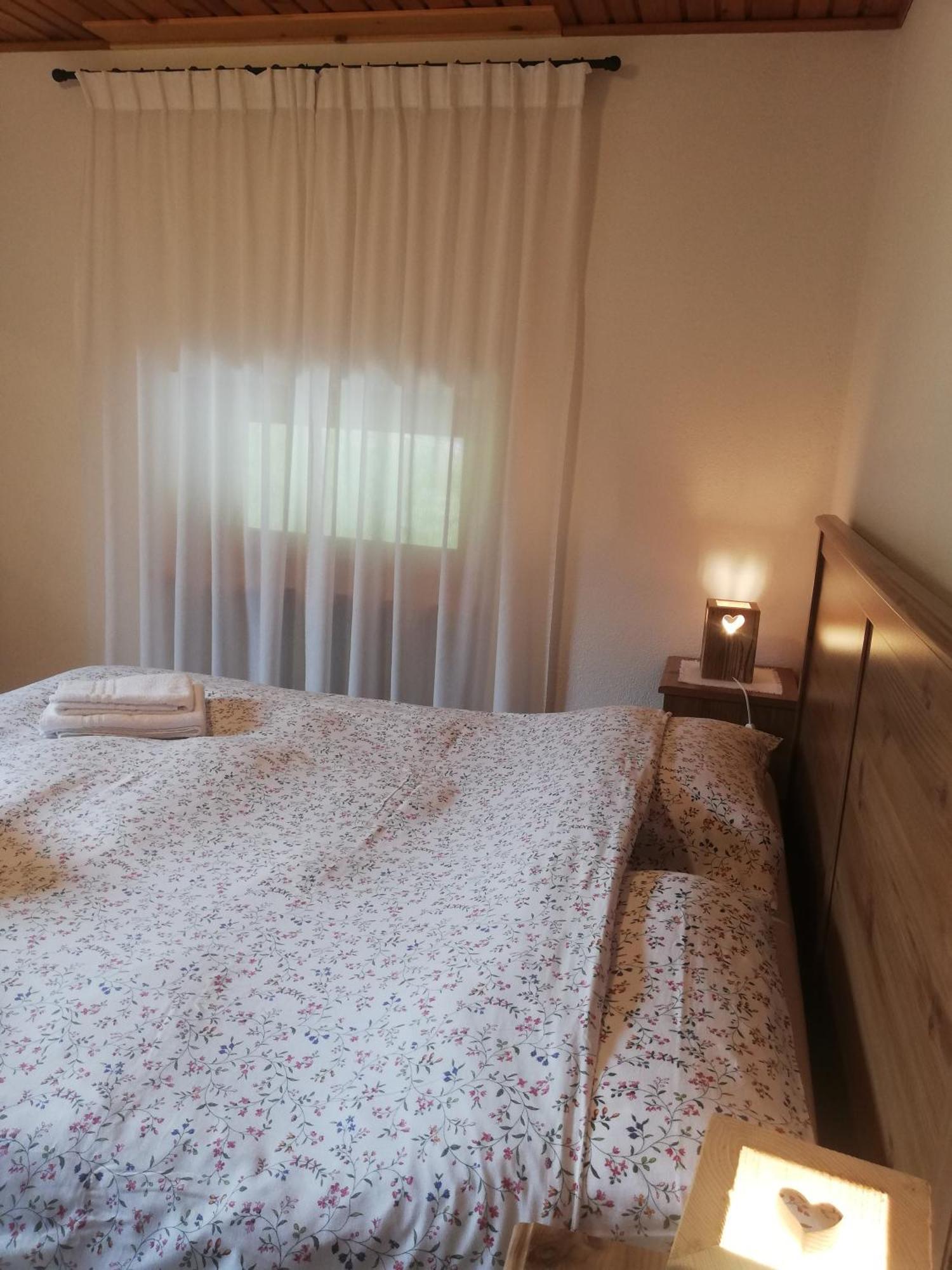 Apartamento Cesa de Conesel Colle Santa Lucia Habitación foto